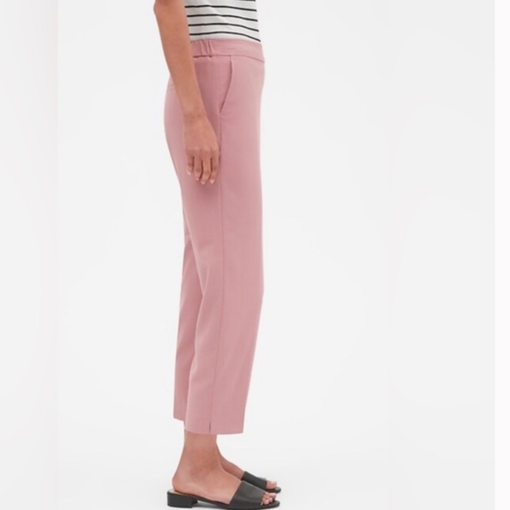Banana Republic Blush Cropped Pants